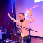 Tonijs Tože šonakt tieši Jums.