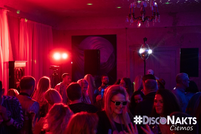 Padures muiža. Disco 80-90 noskaņa.