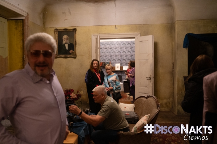 Padures muiža. Disco 80-90 noskaņa.